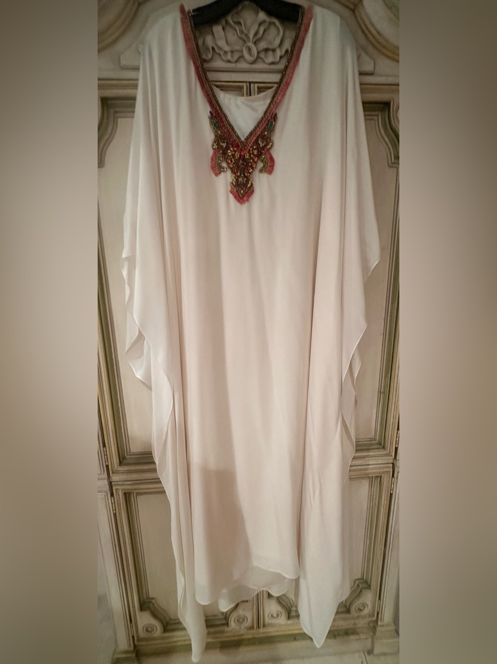 Badgley Mischka Couture ivory 100% silk Beaded Embellished caftan Retail $2K!